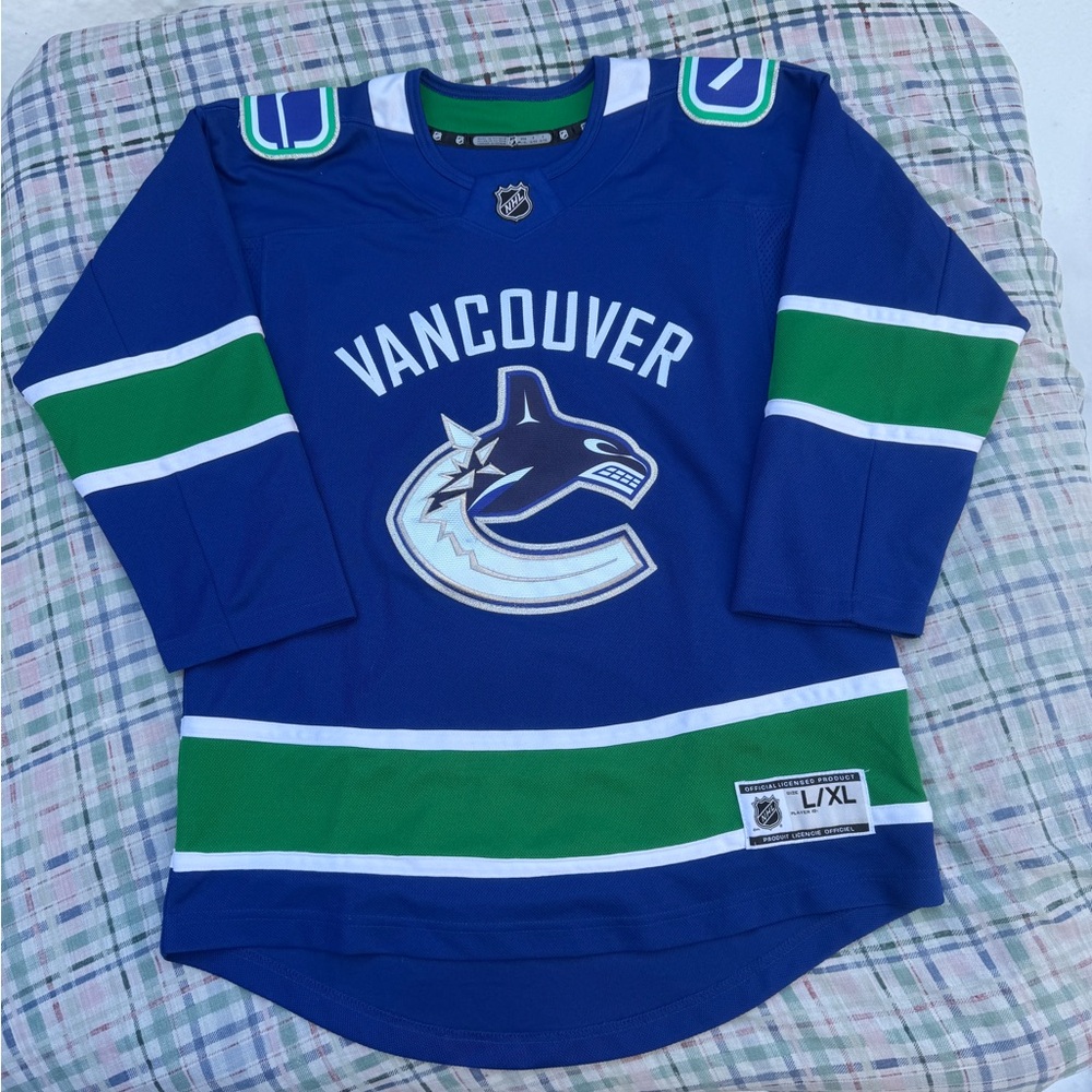 Reebok Vancouver Canucks NHL Jersey